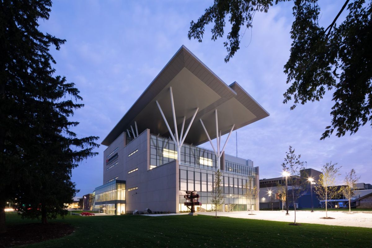 Joyce Centre for Partnership and Innovation, edificio nzeb in Canada