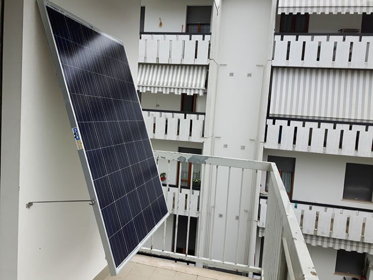 Fotovoltaico plug and play: le rinnovabili a km zero esistono e sono a spina