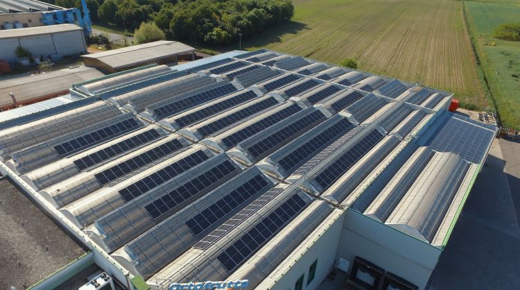 Pannelli fotovoltaici Silk PRO da 375 Watt di FuturaSun per un intervento di revamping a Rovigo