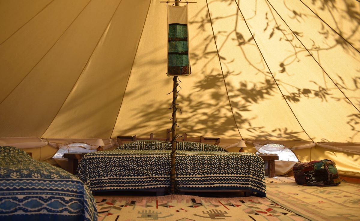 Interno di una delle tende Glamping di Podere Maggio