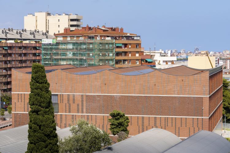 Il nuovo centro sportivo Camp del Ferro a Barcellona 