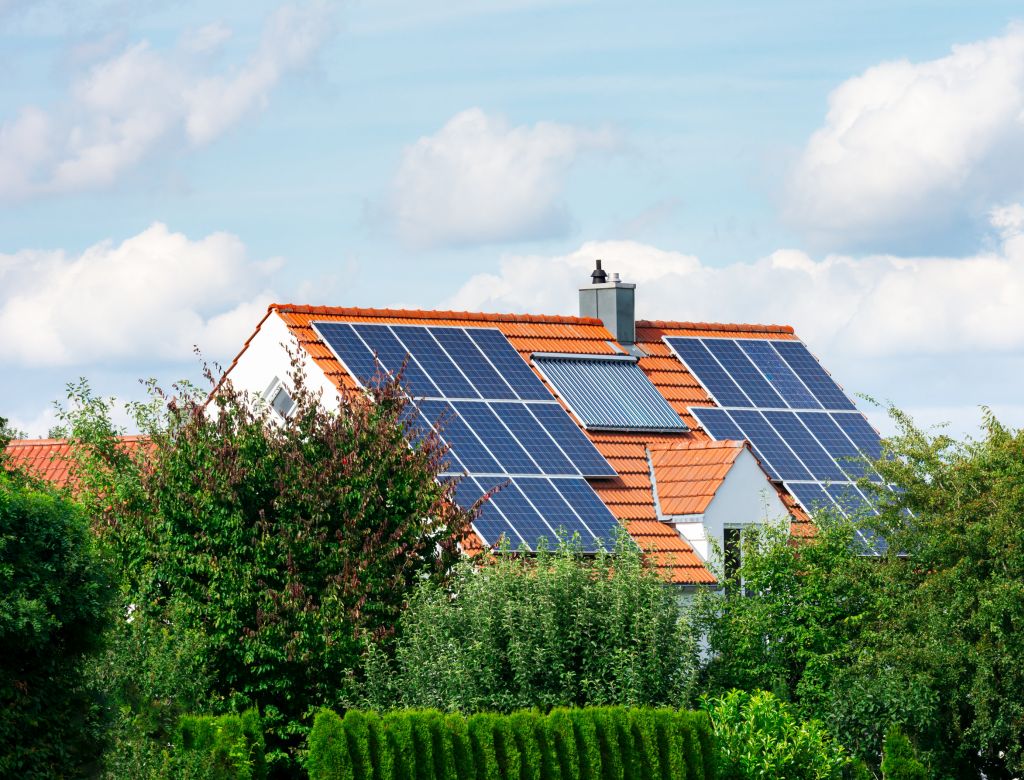 Fotovoltaico, nel 2021 installati più di 80mila nuovi impianti