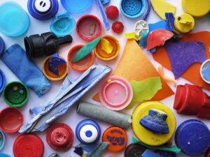 Riciclo plastica: l’idea italiana di ridare nuova vita al 100% ai rifiuti