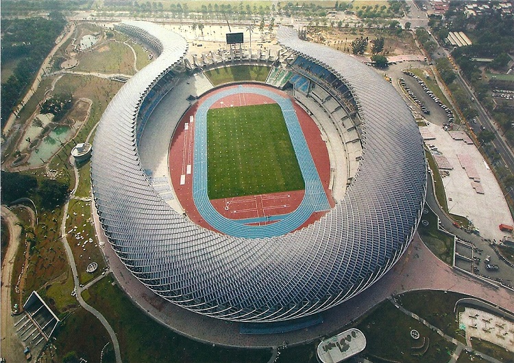 Kaohsiung World Stadium a Taiwan, con tetto fotovoltaico e realizzato con materiali riciclati