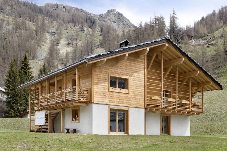 Nuovo B&B Alchemilla a Gressoney. Anche in vacanza, 100% materiali naturali