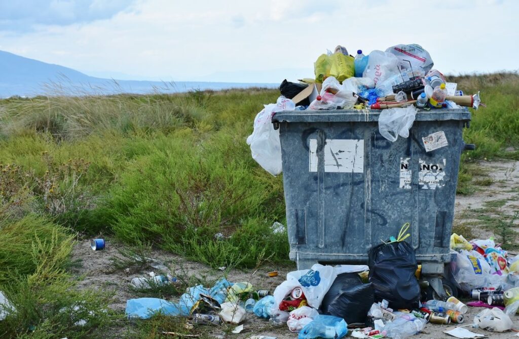 Italia produce meno rifiuti, pesa il Covid. Ma è campione in economia circolare