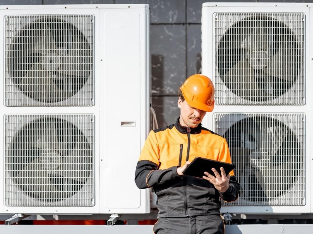 Abbinare la pompa di calore al fotovoltaico e al solare termico, i vantaggi