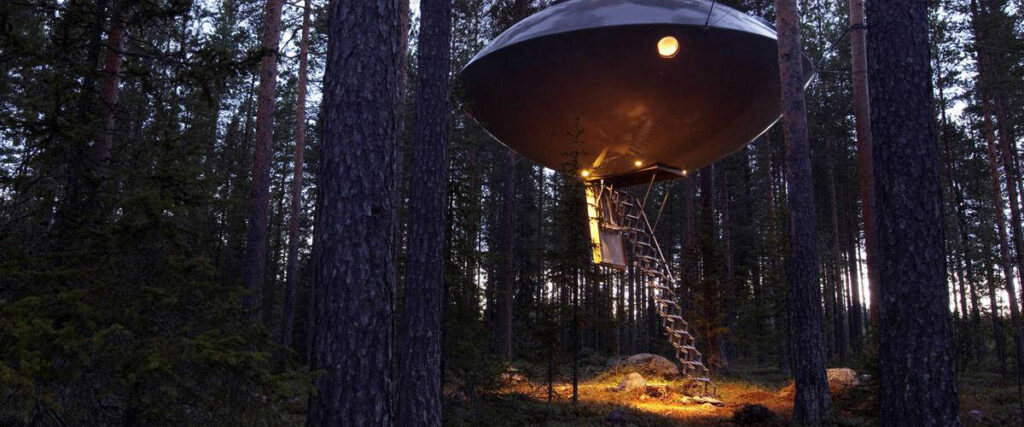 The Ufo, camera del Treehotel