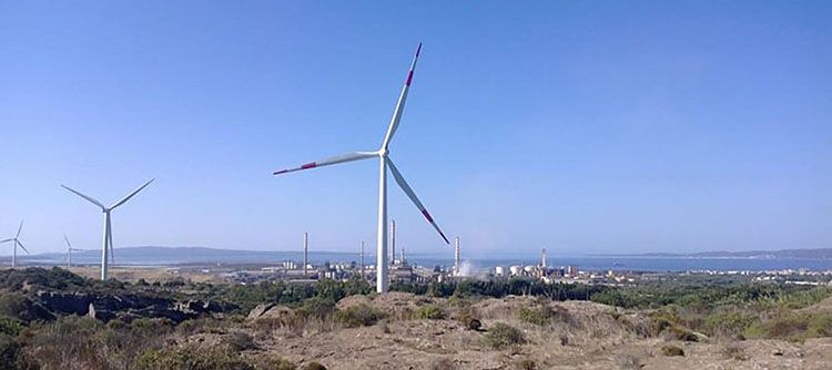 parco eolico a Portoscuso in Sardegna