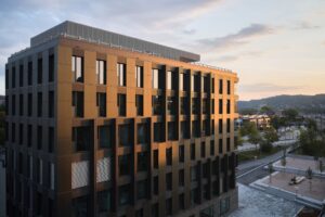 Pannello Fotovoltaico Skala. Architettura attiva ed efficiente in facciata