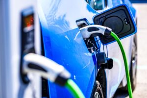 Immatricolazioni auto elettriche: +128% nel 2021