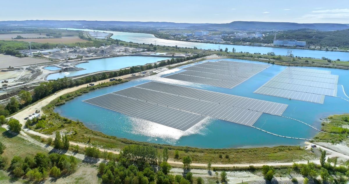 Fotovoltaico galleggiante Impianto di Ciel et Terre a Piolenc in Francia