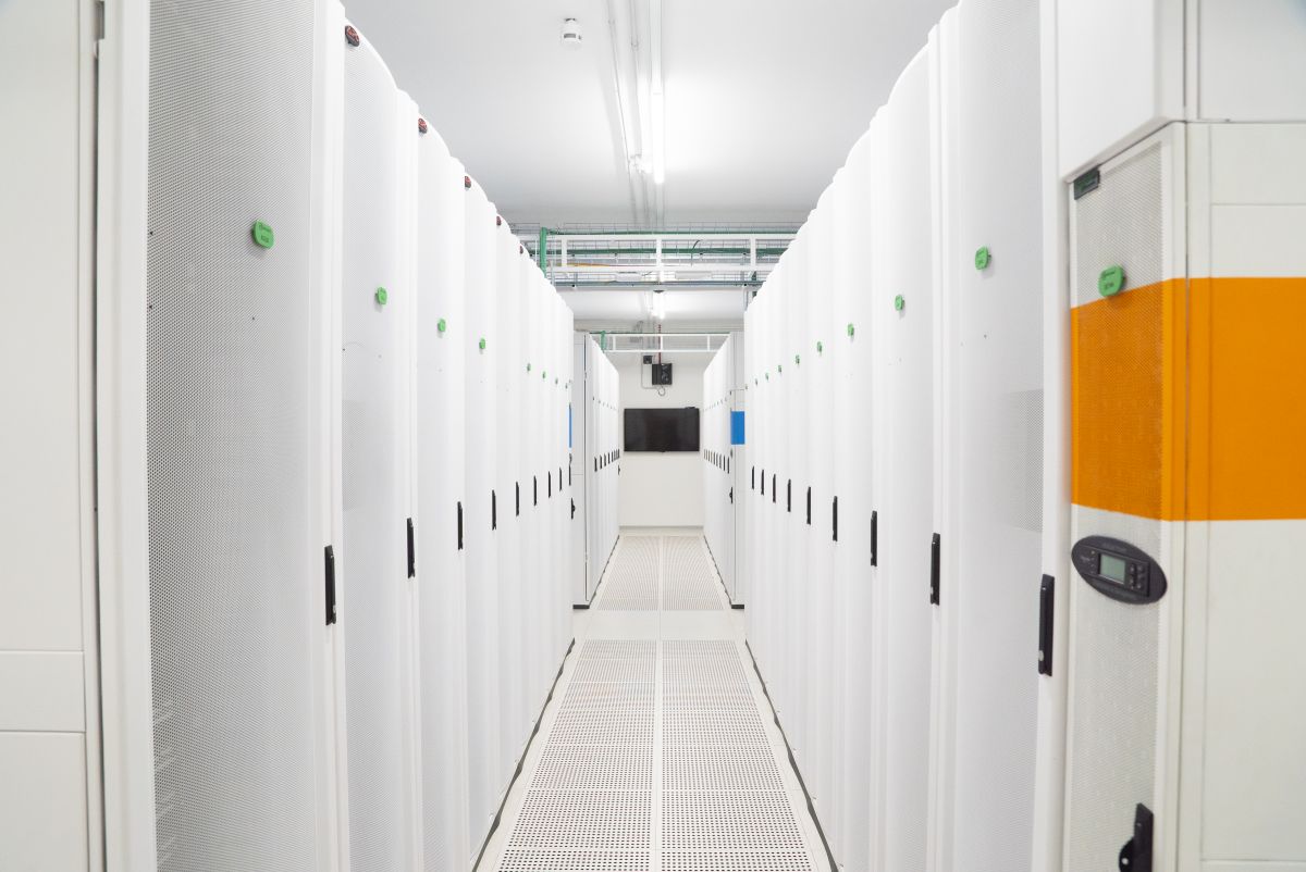 Il data center di Elmec green e illuminato a led