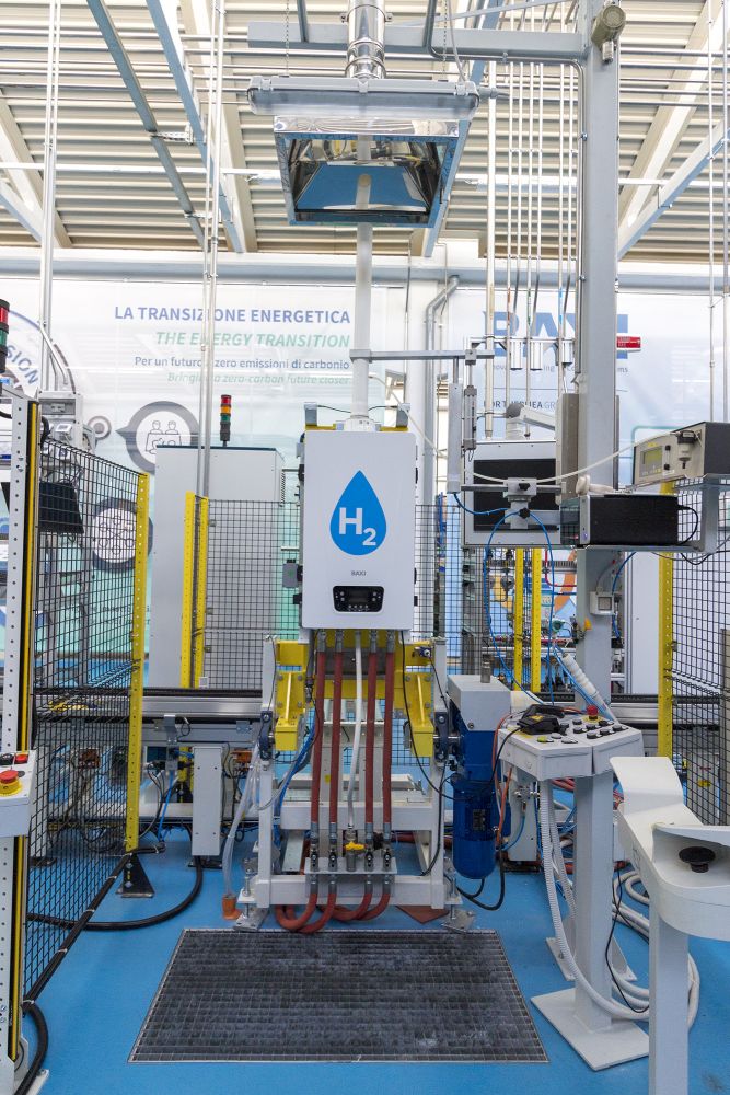 Baxi ha realizzato la prima caldaia domestica certificata premiscelata a idrogeno puro