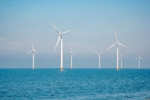 Eolico offshore in Europa: piani ambiziosi, ma obiettivi a rischio