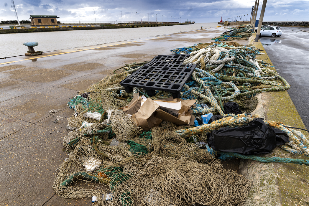 La plastica minaccia la sopravvivenza del mar Mediterraneo