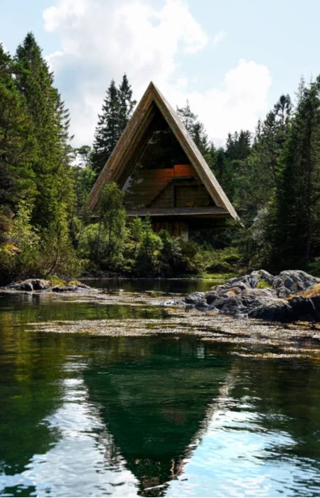 La “Wood House”, un'isola residenziale autosufficiente Vollebak Island progettata da BIG