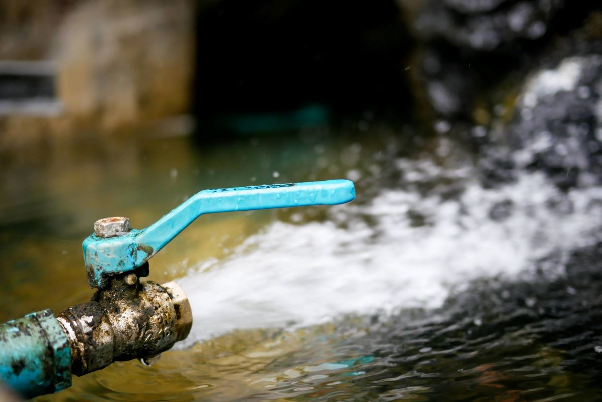 Goal 6 in Italia: garantire la disponibilità di acqua in un “Paese colabrodo” 