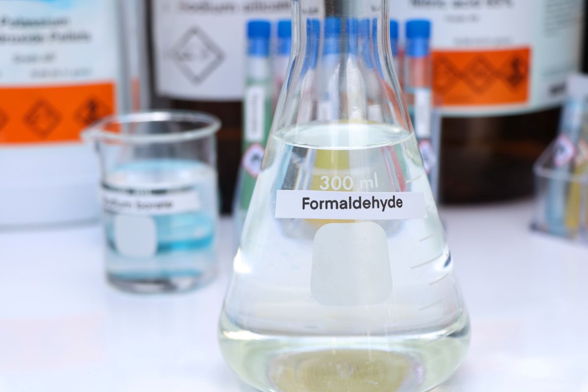 Formaldeide in casa: cos’è, dove si trova e come eliminarla per una casa sana