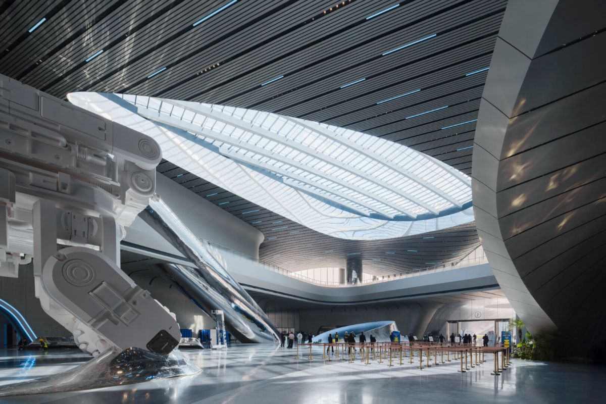 L'atriuo centrale del Chengdu Science Fiction Museum 