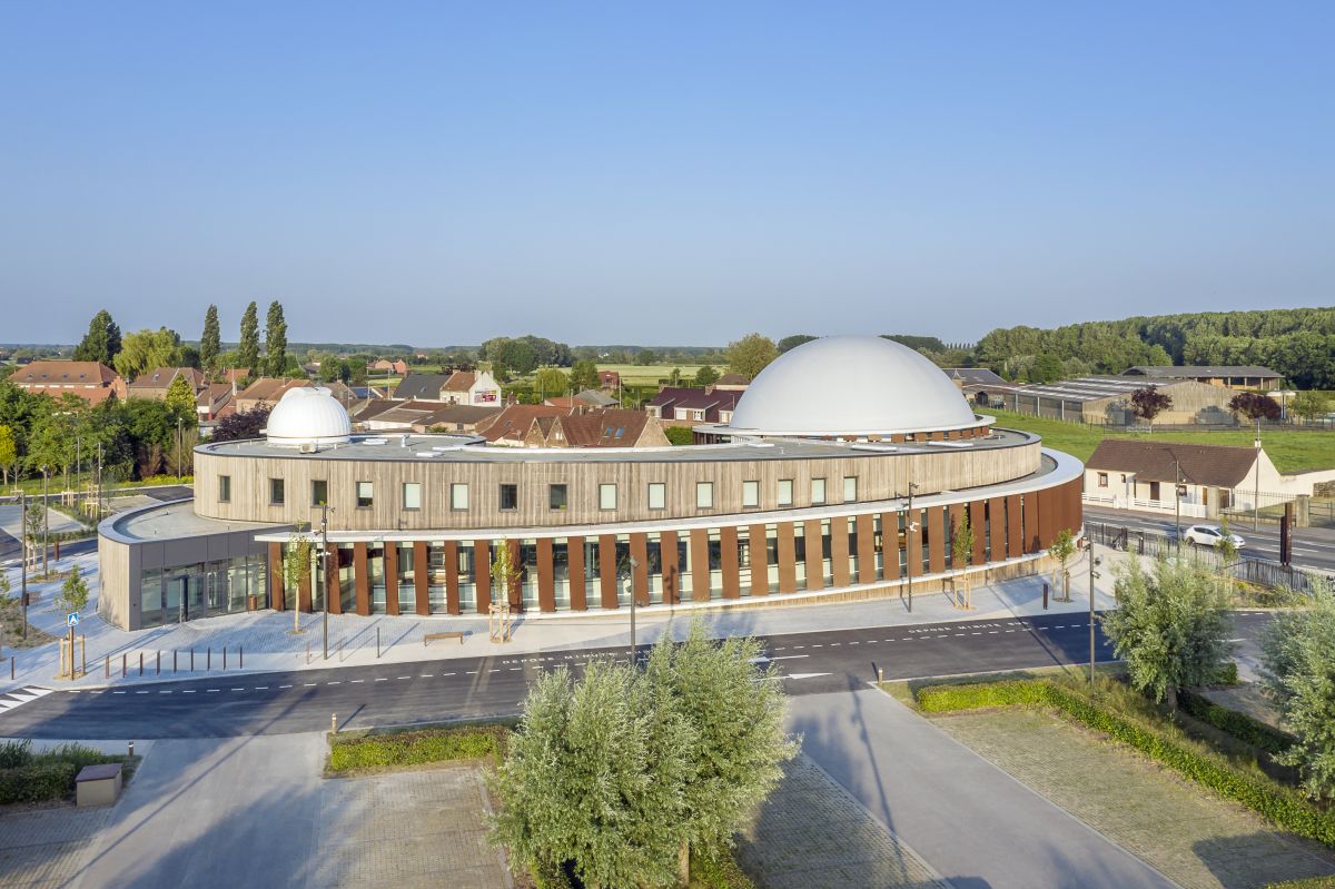 Le due cupole del planetario Orionis