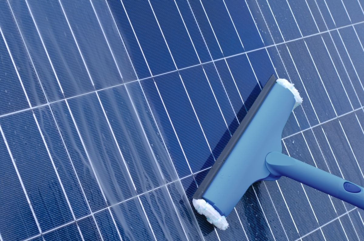 L'importanza della pulizia periodica dei pannelli fotovoltaici