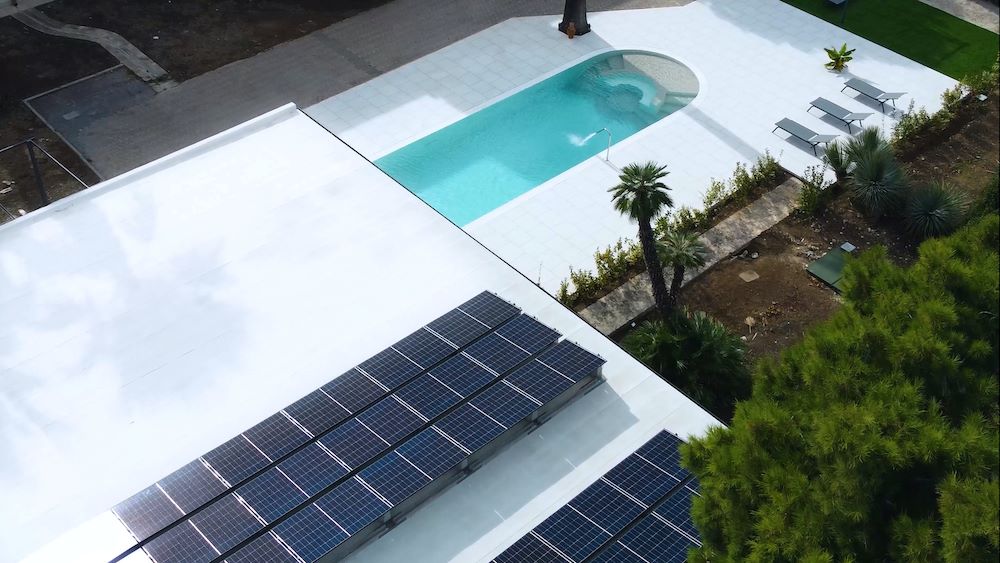 L’impianto fotovoltaico in copertura della Gigasuite realizzata in provincia di Taranto