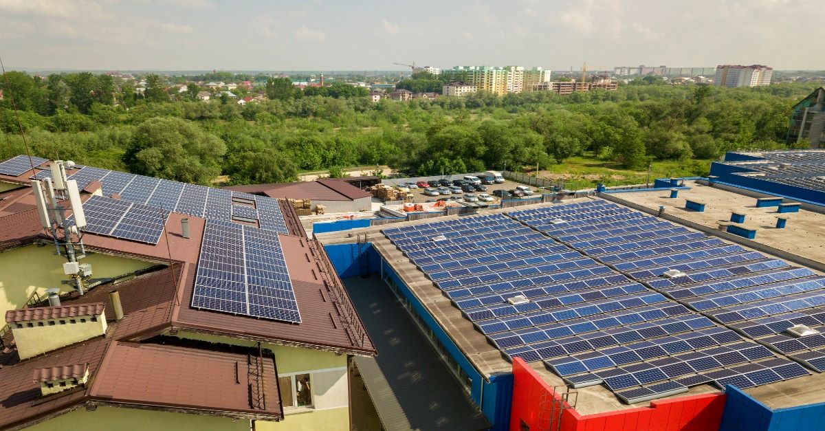 Direttiva case green: energia solare e mobilità sostenibile
