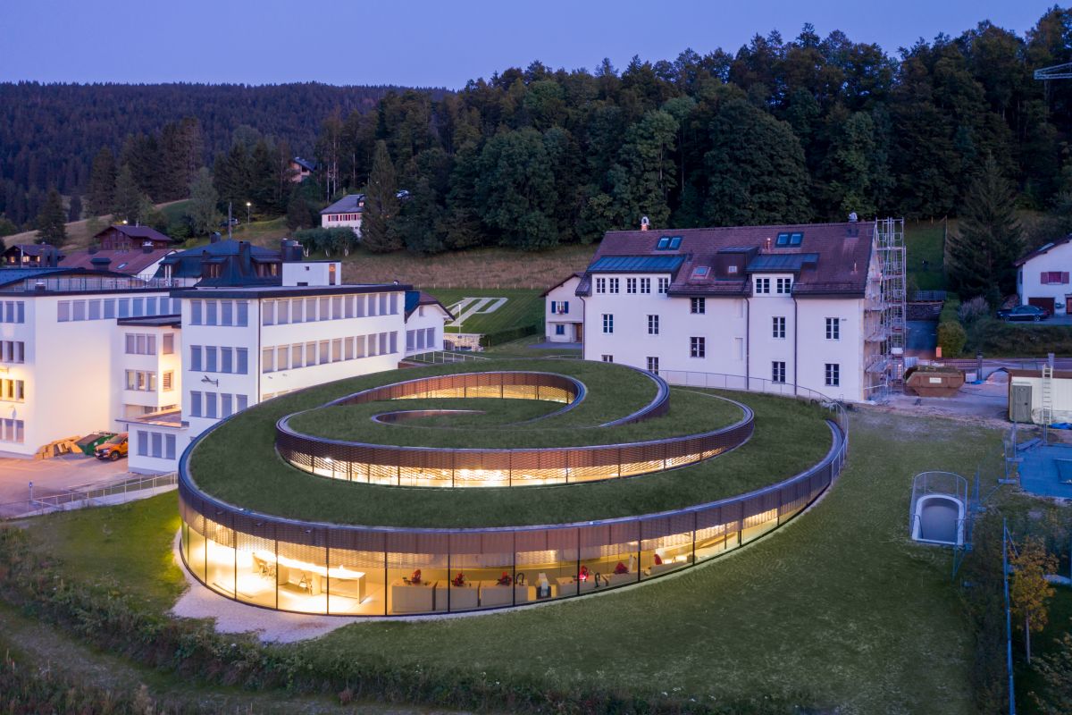 Musée Atelier Audemars Piguet: il museo spirale che scompare nel paesaggio