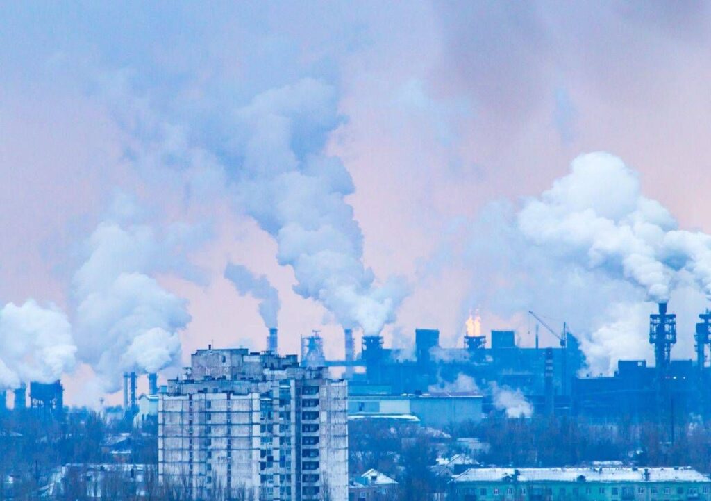 Non cresce lo smog nelle città ma ancora troppi morti per inquinamento