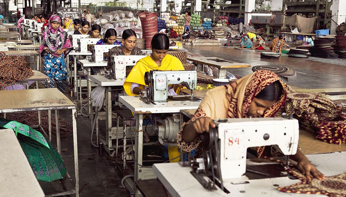 Il caporalato del lavoro, Fabbrica in Bangladesh