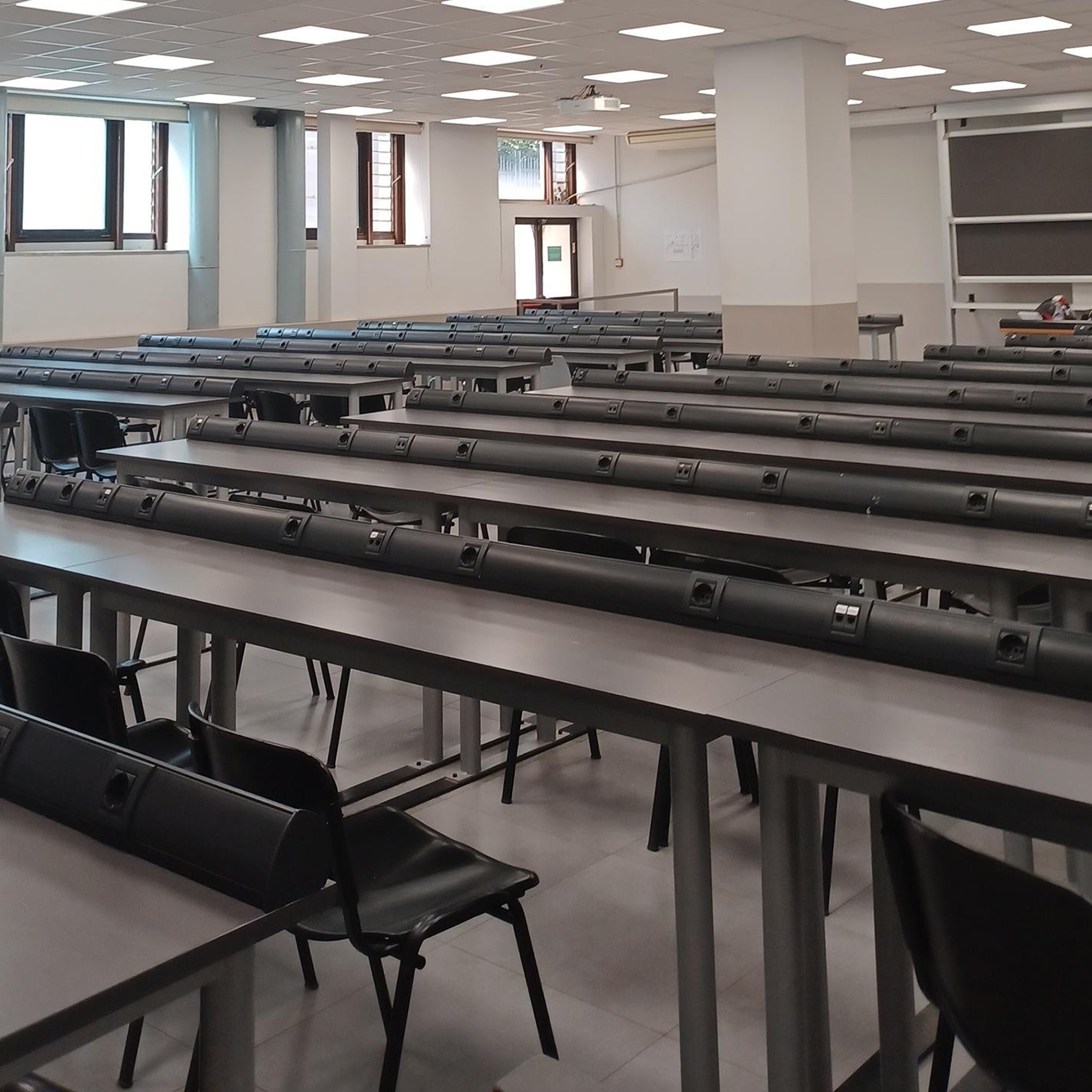 Beghelli: aule PoliMi