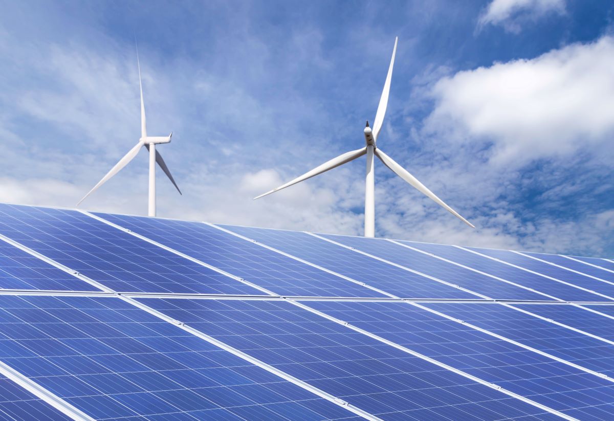 Investimenti per 1,5 trilioni l'anno per triplicare le energie rinnovabili al 2030