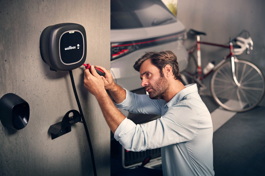 Wallbox Pulsar Max