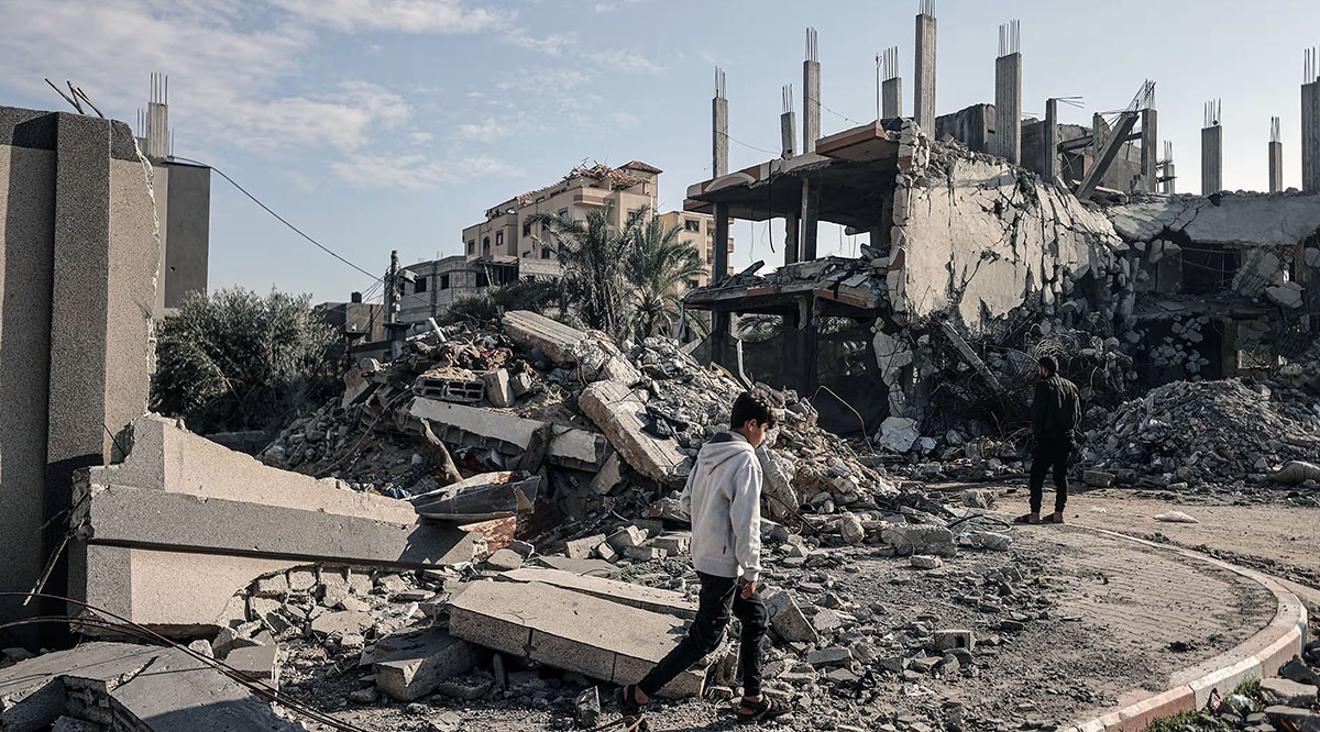 Macerie di edifici a Gaza dopo l'attacco israeliano del 5 gennaio 2024