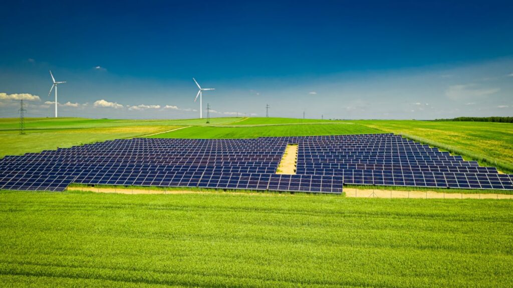 Aumentano i mercati dell’energia solare ed eolica, ma i governi restano fermi