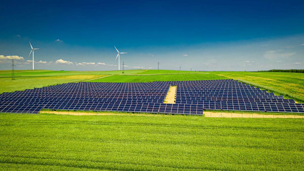 Aumentano i mercati dell’energia solare ed eolica, ma i governi restano fermi