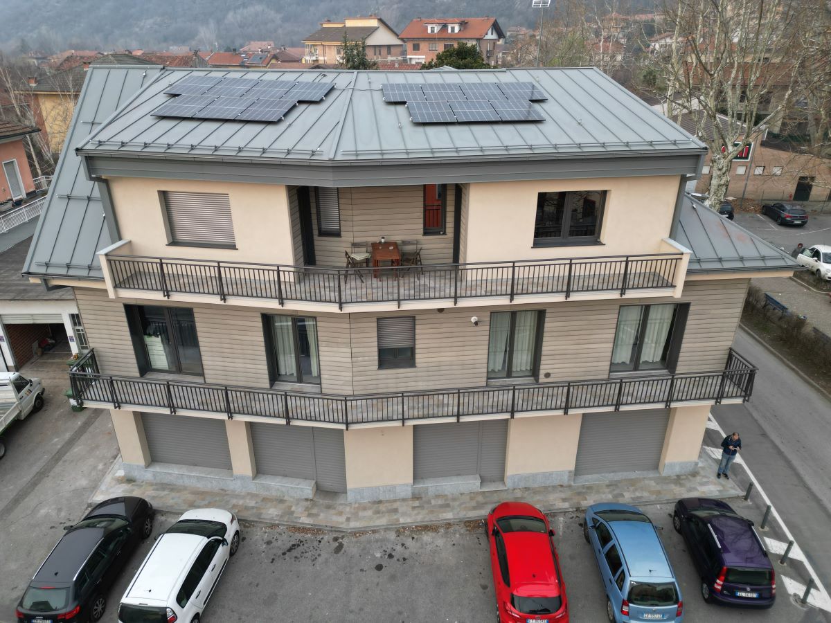 Case history: riqualificazione di un condominio degli anni ’70 da F a A1