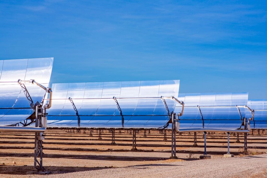 Decarbonizzazione delle raffinerie di petrolio con il solare a concentrazione