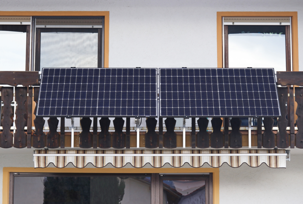 Fotovoltaico plug-in: mercato in crescita per una tecnologia alla portata di tutti