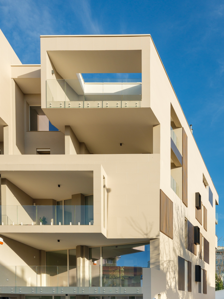 I balconi di Nunziare III, edificio NZEB di Aversa realizzato da Cecere Development