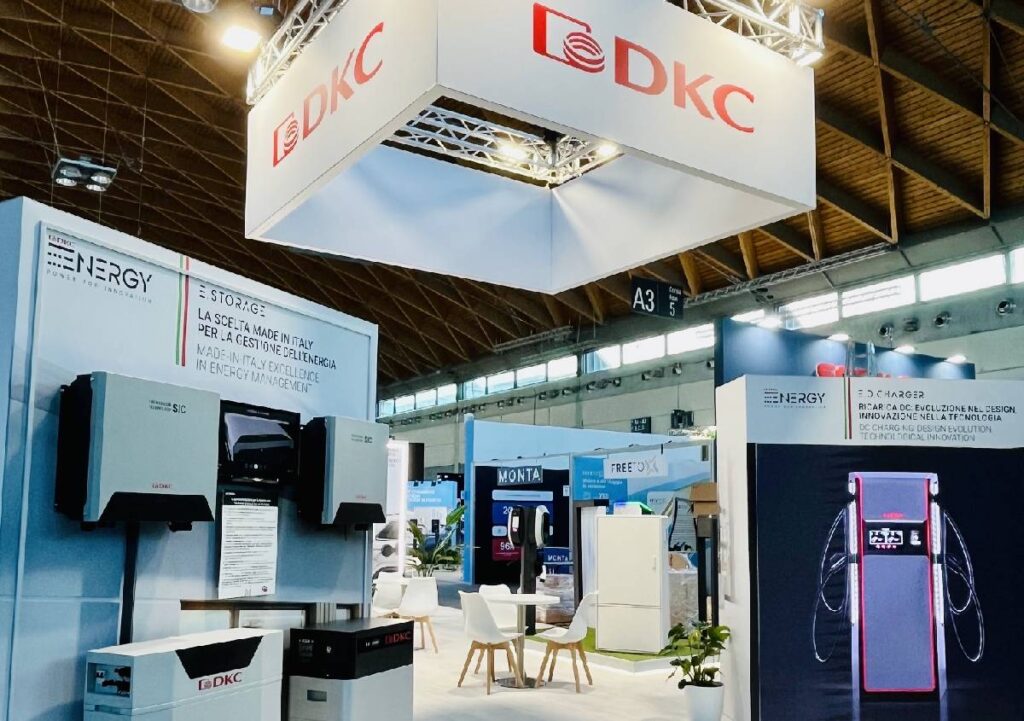 E.Storage: l’accumulo con inverter ibrido di DKC Energy