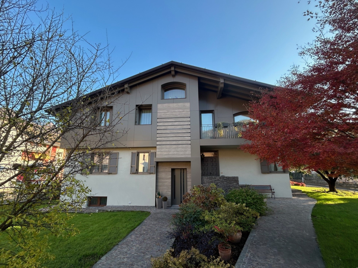 Sistemi Rockwool per la ristrutturazione ed efficientamento energetico di una villa nel bresciano