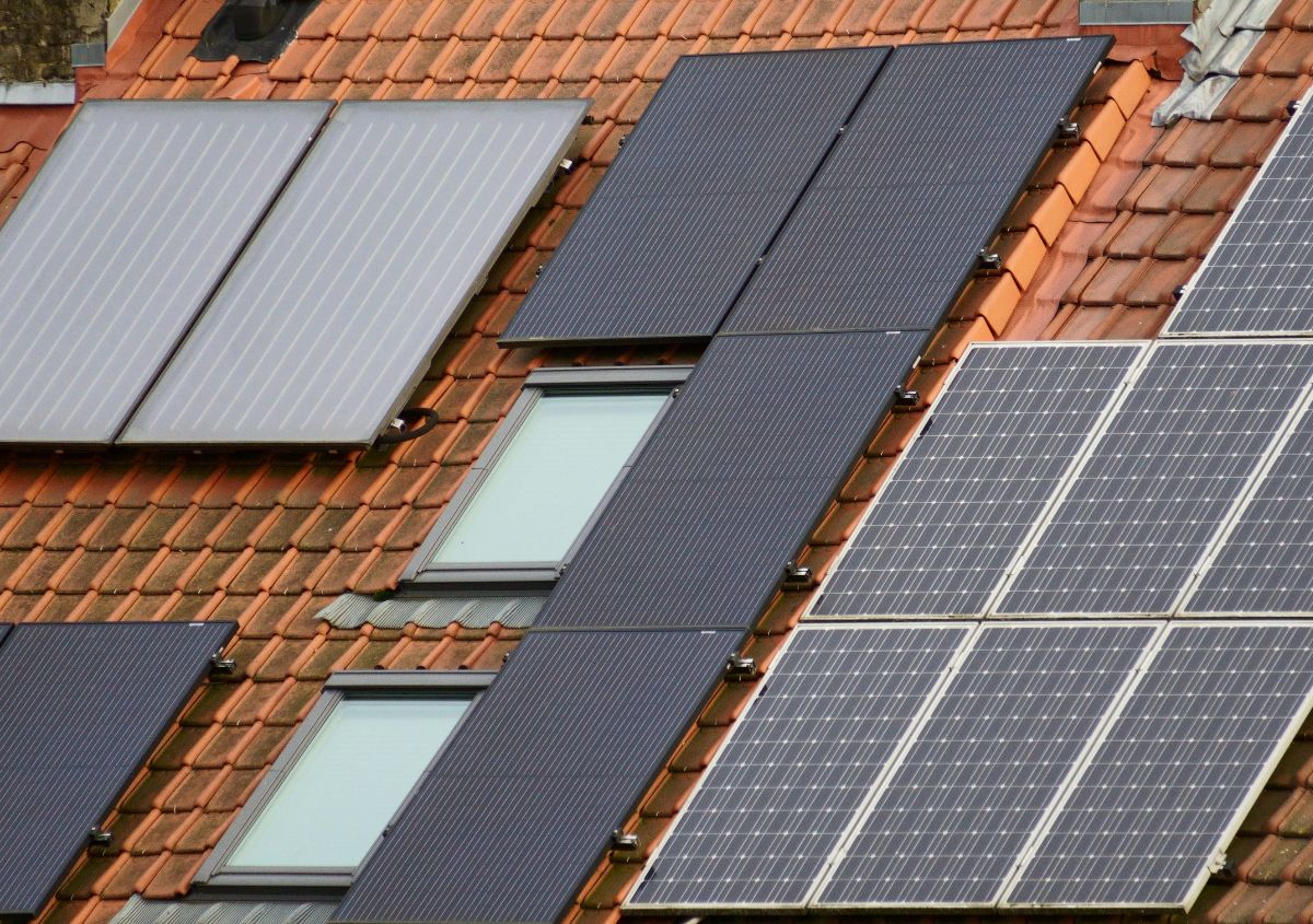 Le principali caratteristiche di un edificio a energia positiva (PEB)