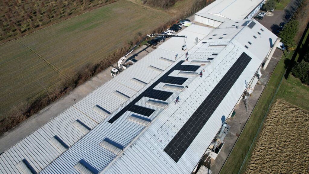 Fotovoltaico e sostenibilità: Punto Ciemme sceglie la tecnologia E43