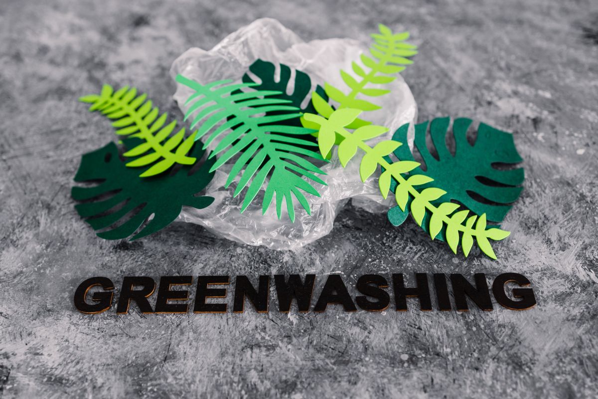 Greenwashing: cos’è, normativa UE e i rischi in Italia – esempi, aziende e come evitare l’inganno