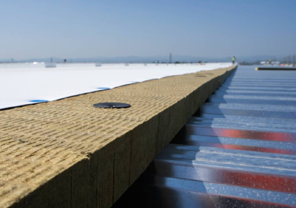 La lana di roccia ROCKWOOL per la riqualificazione del Polo Logistico di Piacenza