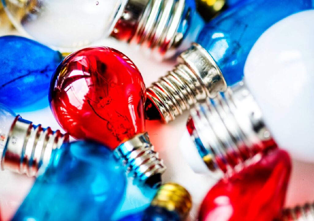 Offerte luce e gas variabili, fisse, ibride: cosa conviene davvero in inverno?