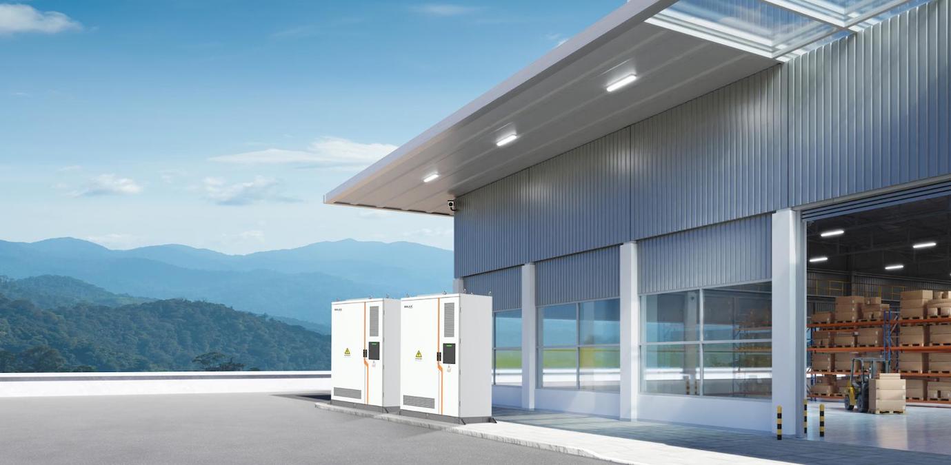 SolaX Power Italia: soluzioni All-in-One per la transizione energetica nel settore C&I