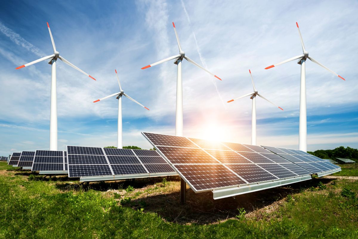 Energie rinnovabili: la transizione energetica serve subito all’Italia